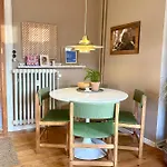 Apartment Charmerende Centralbeliggende - Hyggelig Og Med Parkering Randers