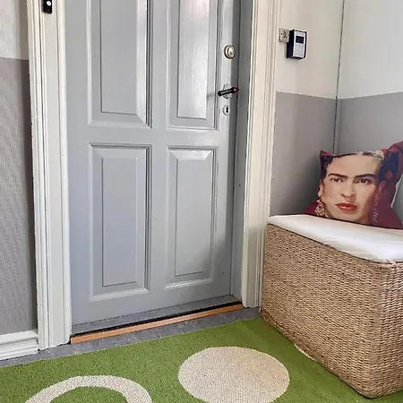 En Hel I Midtbyen - Centralt, Hyggelig Og Taet Pa Alt! Apartment Randers